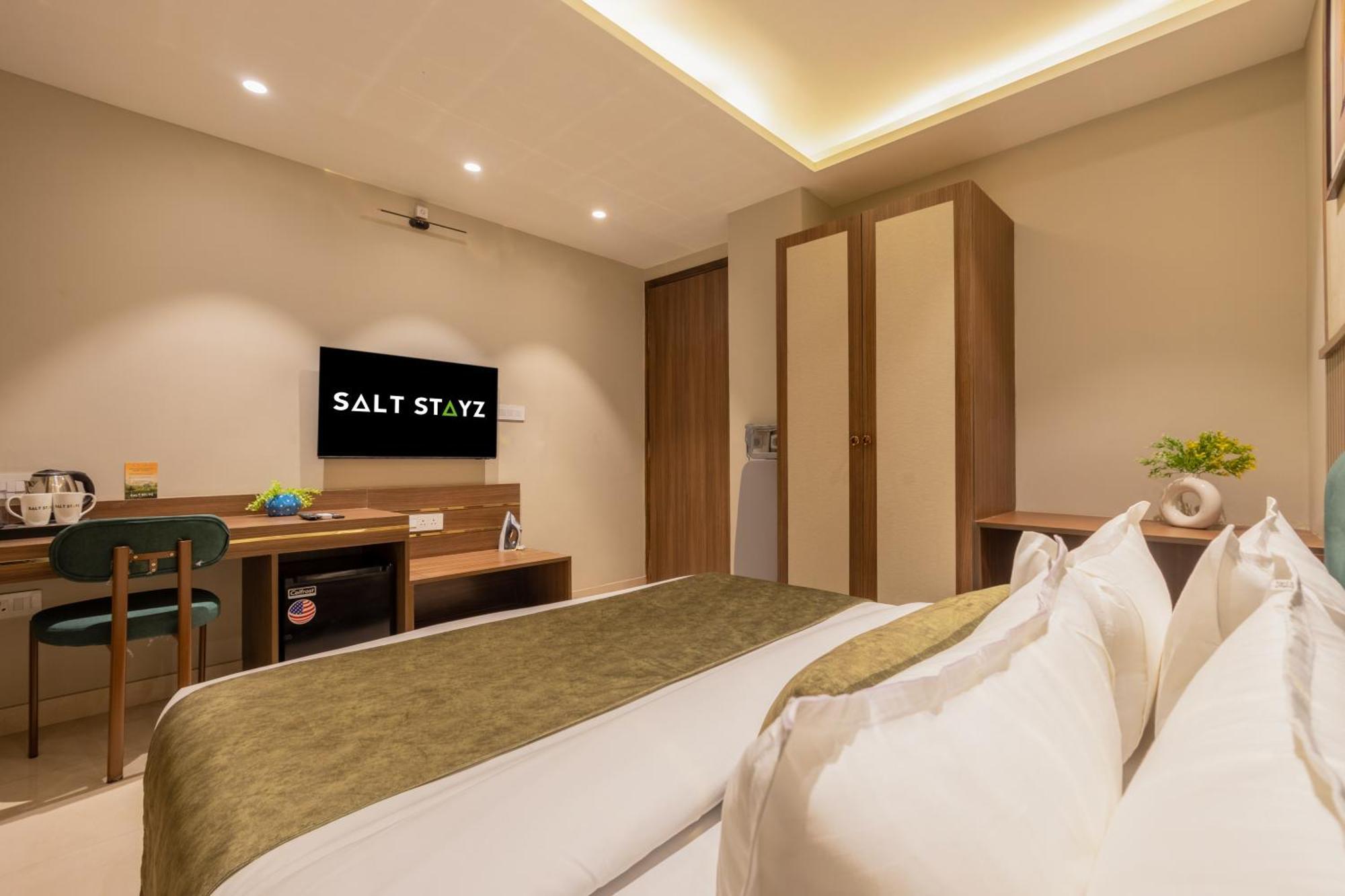 Saltstayz Premier - Paschim Vihar 4* New Delhi